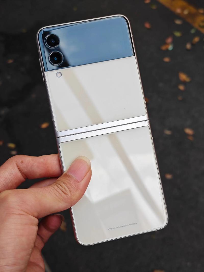 三星zflip使用一年感受(三星zflip缺点)