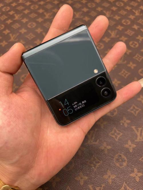 三星zflip3屏幕耐用吗,会不会折坏?