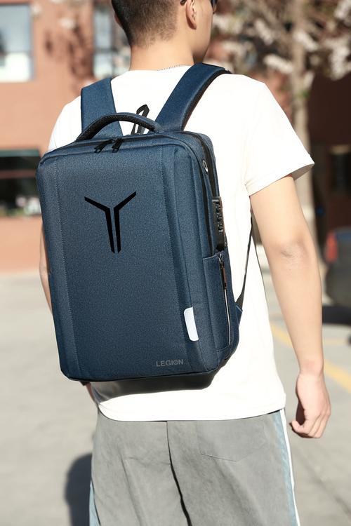 机械革命极光x2025买多大电脑包