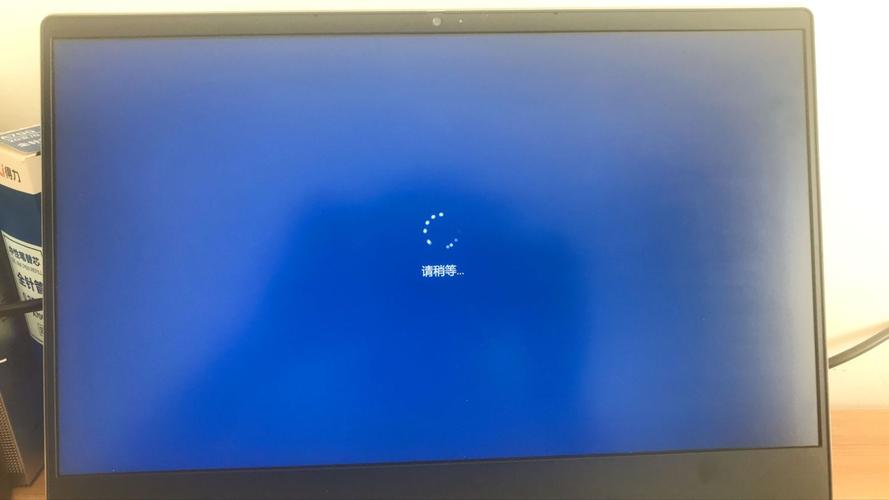 笔记本电脑好久没用了,一开机蓝屏怎么办?