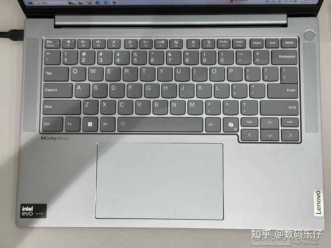 华为笔记本电脑键盘最上边中间有个框里边有个圆是干啥的?