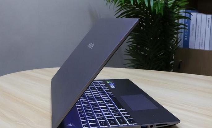 年中电脑要怎么选?神舟战神S7T-DA5NP告诉你