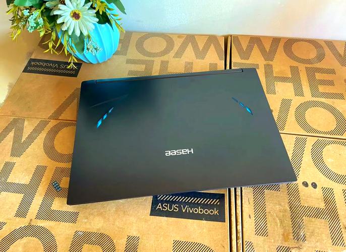 笔记本电脑如何选取?战神Z7T-DA7NP轻评测,12代酷睿i7处理器,享受流畅无...