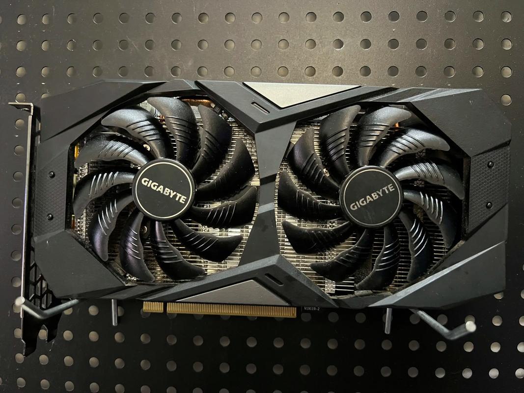 2060能带动1k240hz显示器吗