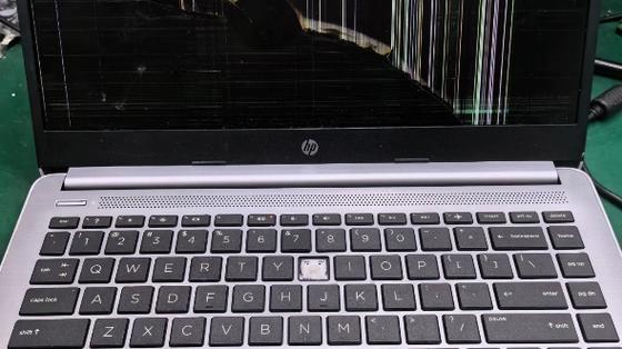 惠普笔记本电脑显示屏碎了,换个多少钱啊???