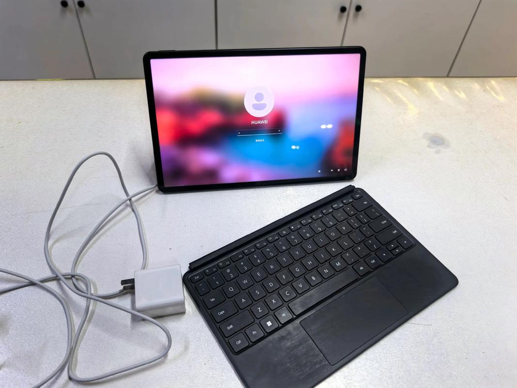 华为平板笔记本二合一matebook+E+g键盘打不出字?