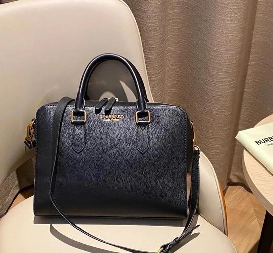 有哪些高品质的商务皮包品牌推荐?