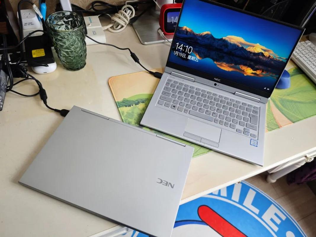 能帮我推荐几款触摸屏的笔记本么,我查了好多资料都没找到