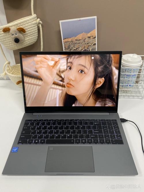 笔记本电脑怎样防雷击、、、