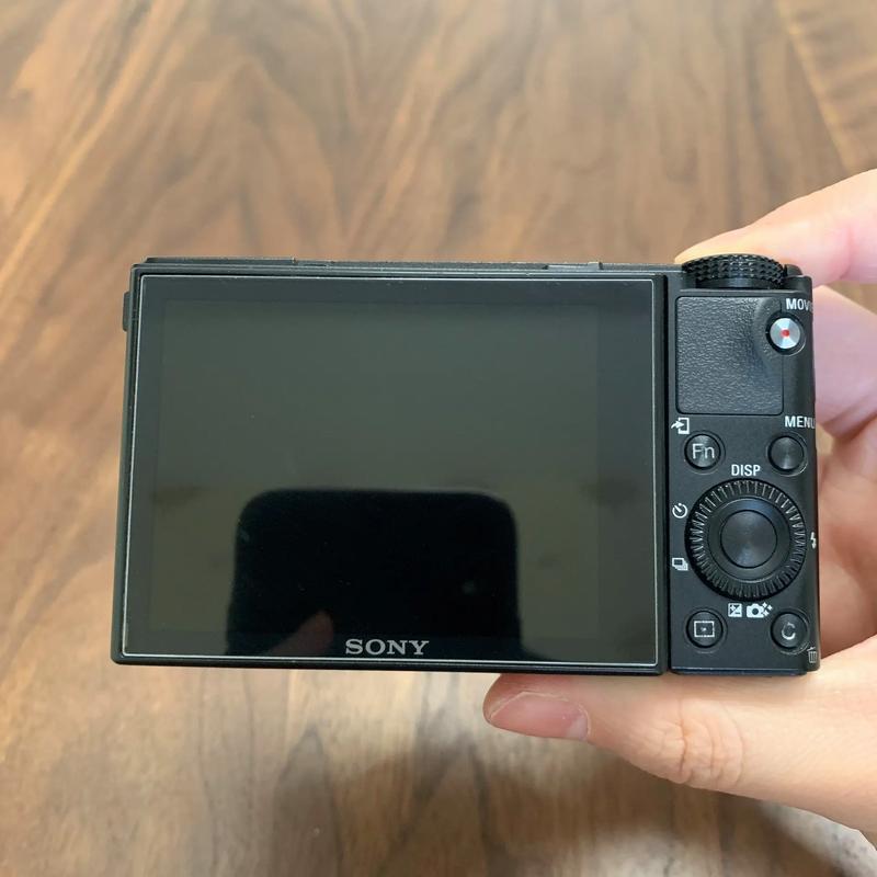 索尼摄像机内存卡能取出来吗?怎么取?