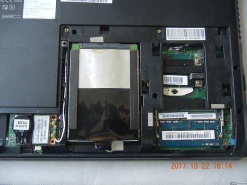 笔记本清灰怎么清