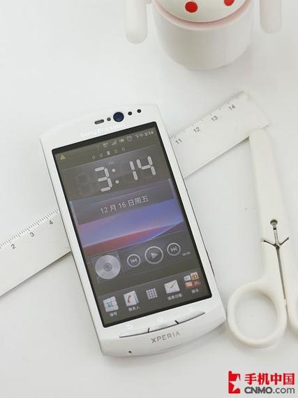 索尼爱立信MT15i:从旗舰机到历史遗迹