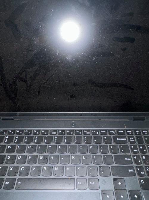 华为matebookpro2022天热死机黑屏