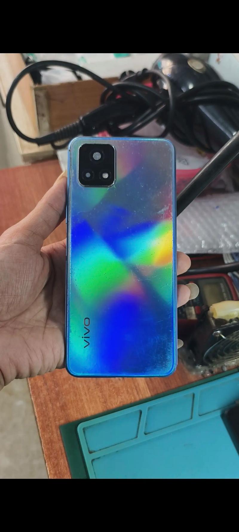 vivoy52s换非原装屏幕要多少钱?