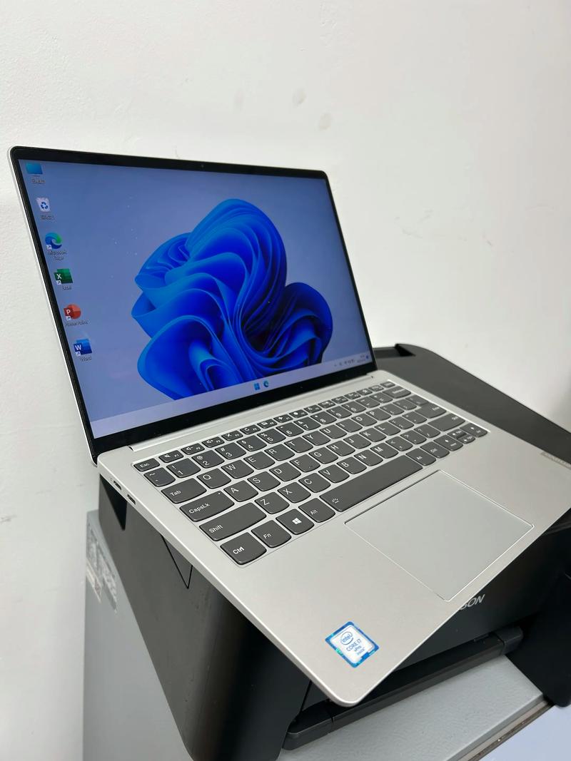 联想笔记本电脑怎么样啊?好用么?