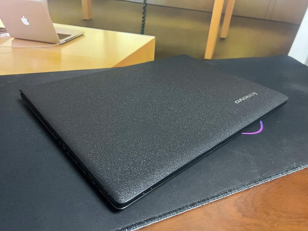 联想15.6寸二手i5笔记本要2500元吗?