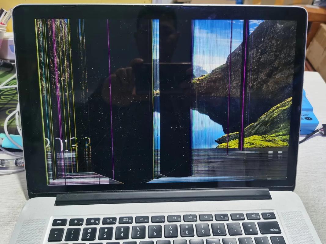 笔记本液晶屏损坏了应该怎么办