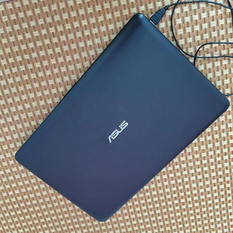 笔记本电脑为什么一直发烫?