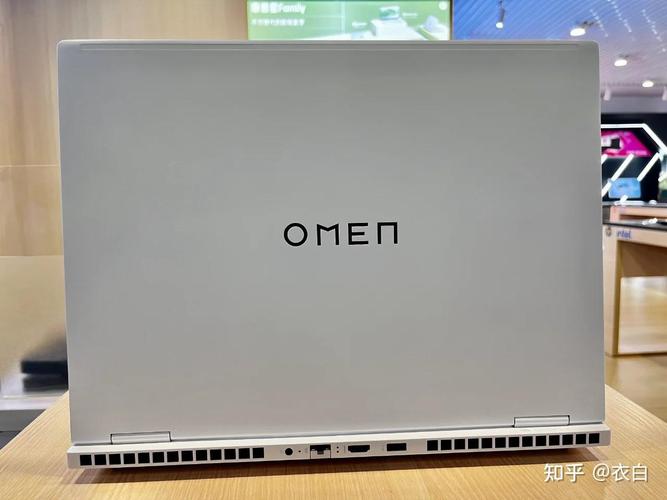 求推荐个色差小的笔记本电脑