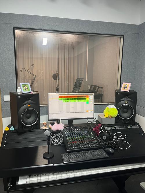 女生,想买笔记本电脑,满足日常需求,剪辑视频,码字等。请问买游戏本好...