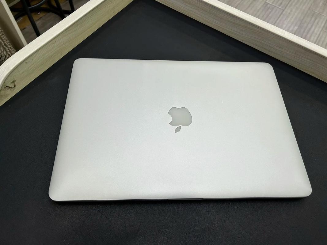 苹果笔记本电脑有没有全固态硬盘