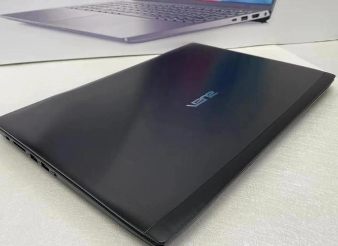 请问两千块之内的游戏本好用么?有什么推荐?