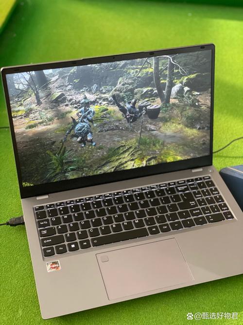 想买笔记本电脑,主要家用娱乐听歌玩wow,价位4000,求高手推荐性价比高的...