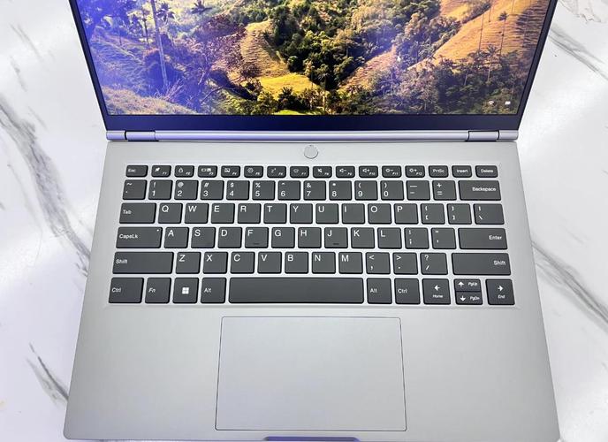 笔记本电脑包边最简单方法