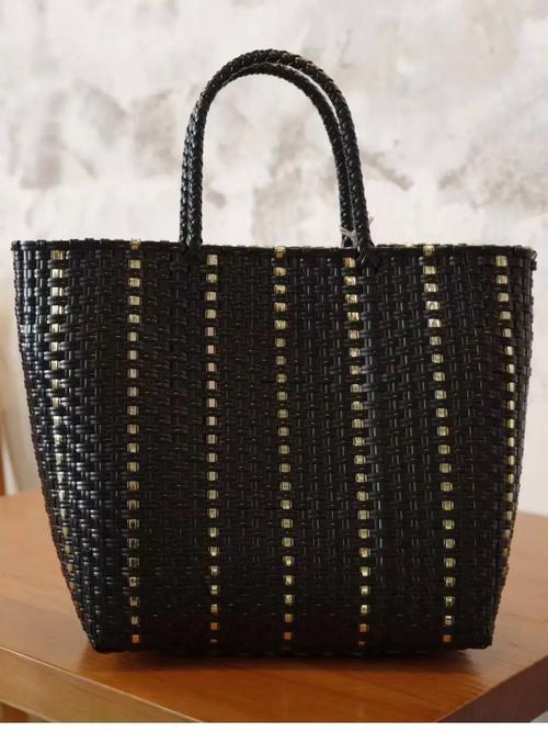 黑色编织大包从各方面看表现怎样