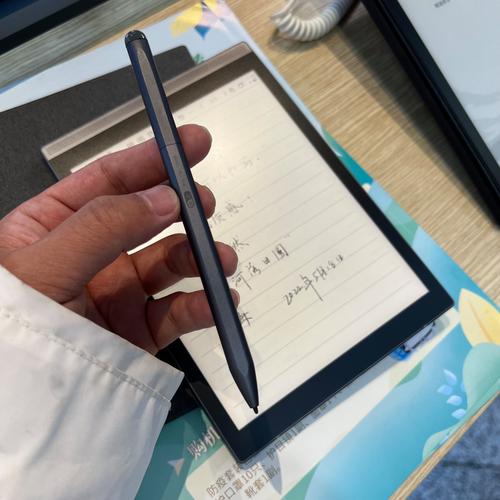 ...最近买了个iPad,大家可以给我推荐一款性价比高且好用的电容笔吗...