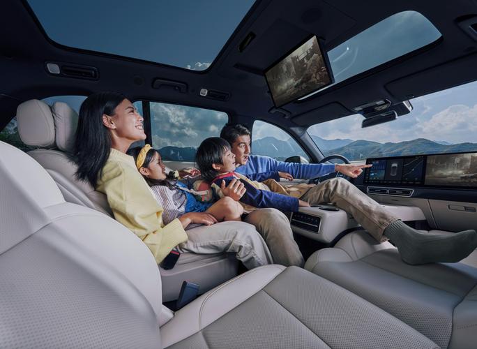 神仙打架各显神通,盘点2023年六大卓越级智能座舱