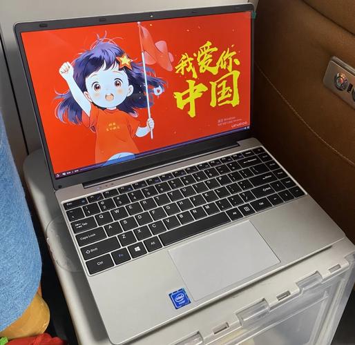 在日本代购一台笔记本电脑,推荐个型号,费用在4500-『5』500之间……一般都...