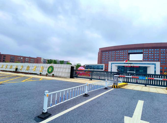 宜春职业技术学校怎么样?我是否要低调点?