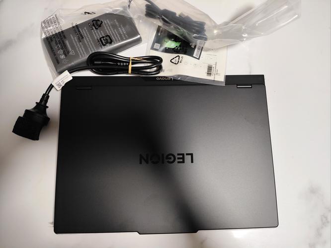 联想拯救者r7000p2021笔记本电脑想加装固态硬盘,升级怎么