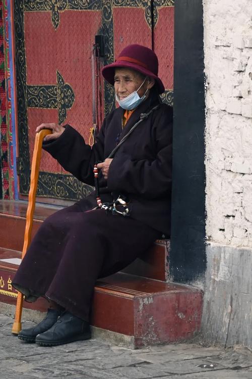 你好,我们也想去西藏玩,可是好多东西都不知道,请问你去了西藏没?可以跟...