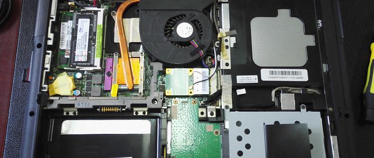 acer的电脑电池怎么拆_acer笔记本拆电池