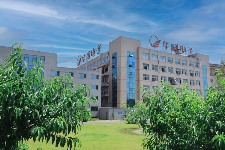 我笔记本电脑是1G显卡!结果现在有些卡!用鲁大师评分以前能打50多分...