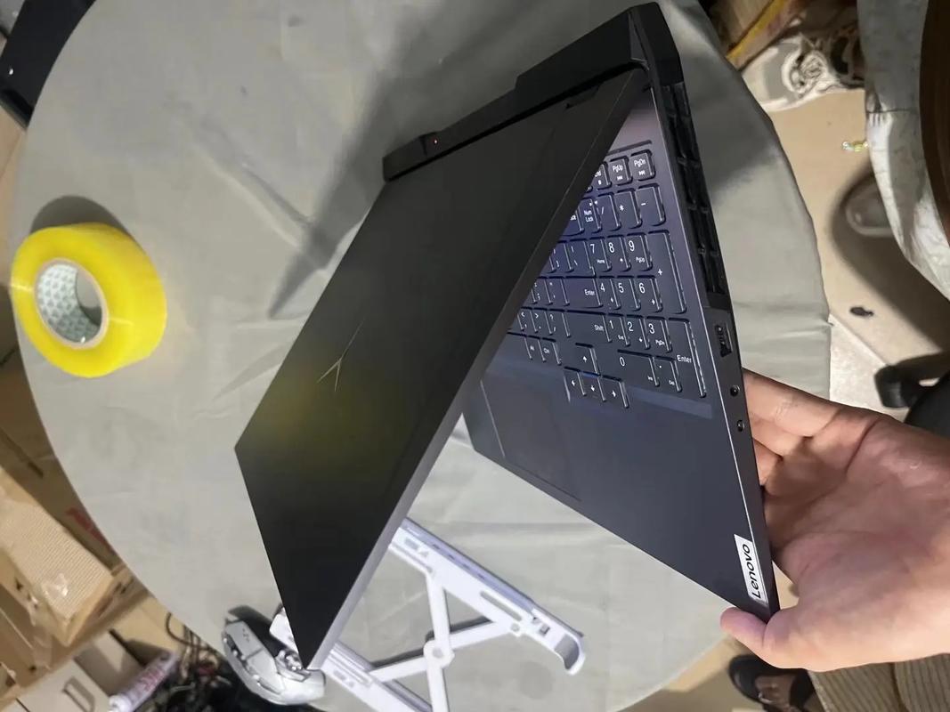 高端商务笔记本电脑推荐:超薄轻便办公笔记本如何选?