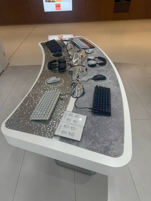 ...外星人笔记本,上海哪有不错的实体店可以推荐推荐?