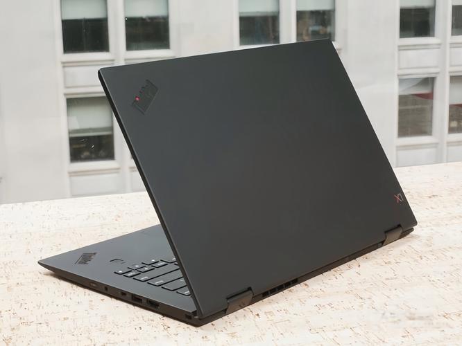 公认比较好二合一笔记本电脑