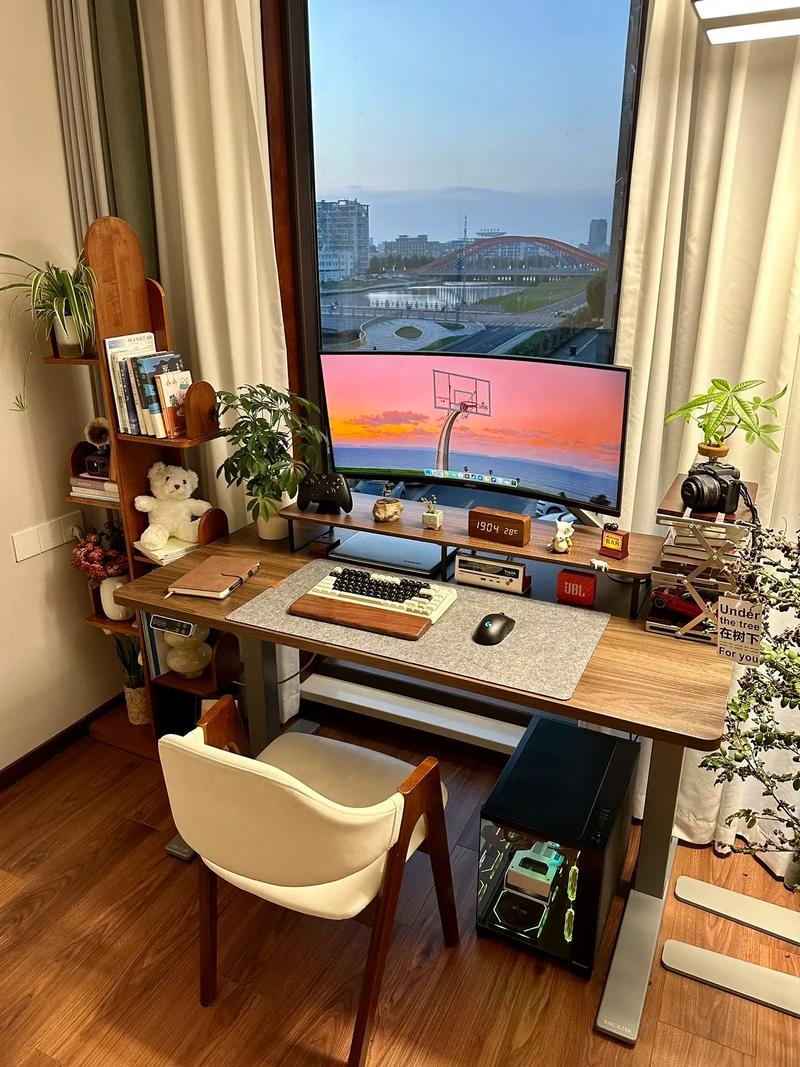 电脑放在哪里合适