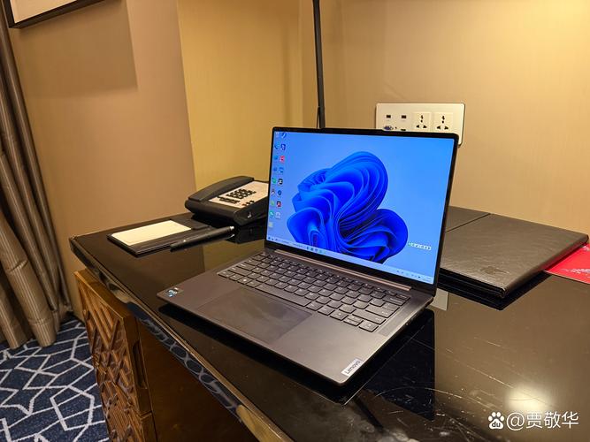 笔记本电脑多沉笔记本电脑重量一般多重