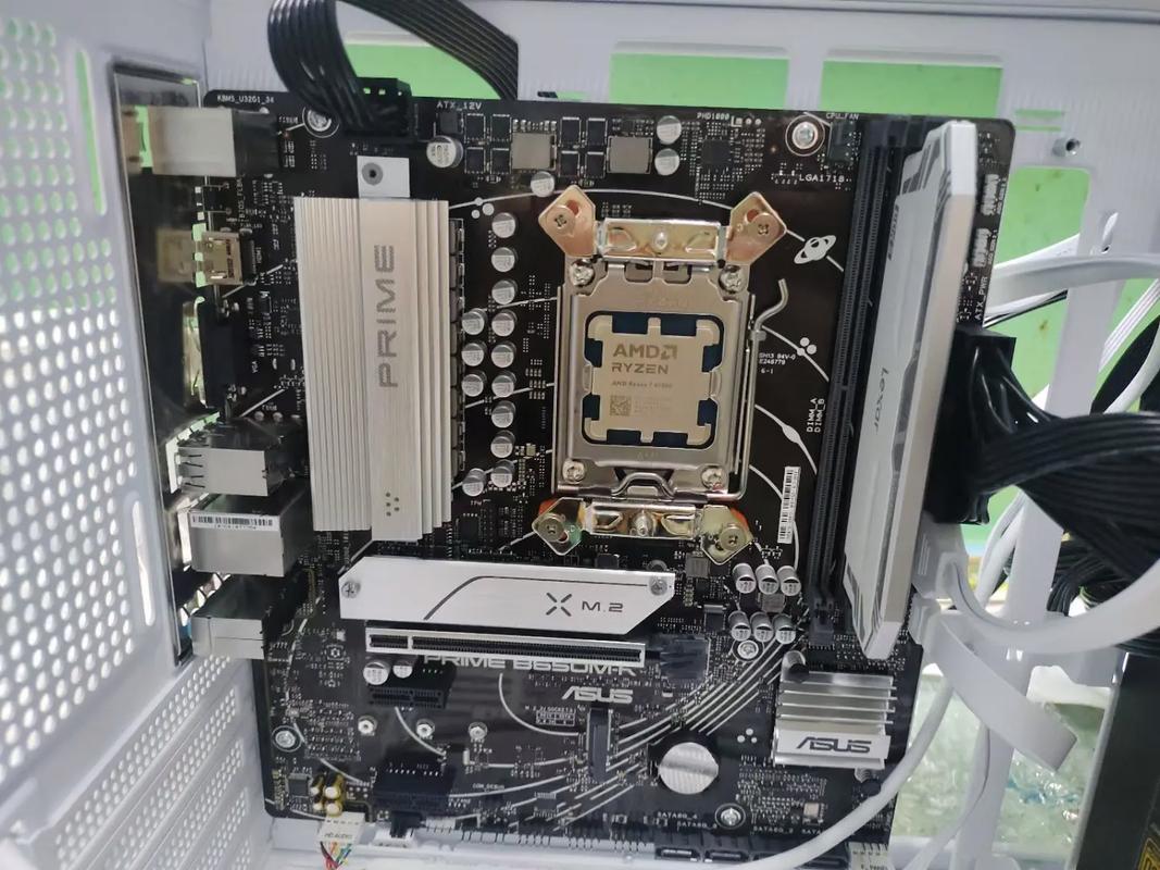 求组装2500左右的电脑最佳配置单,