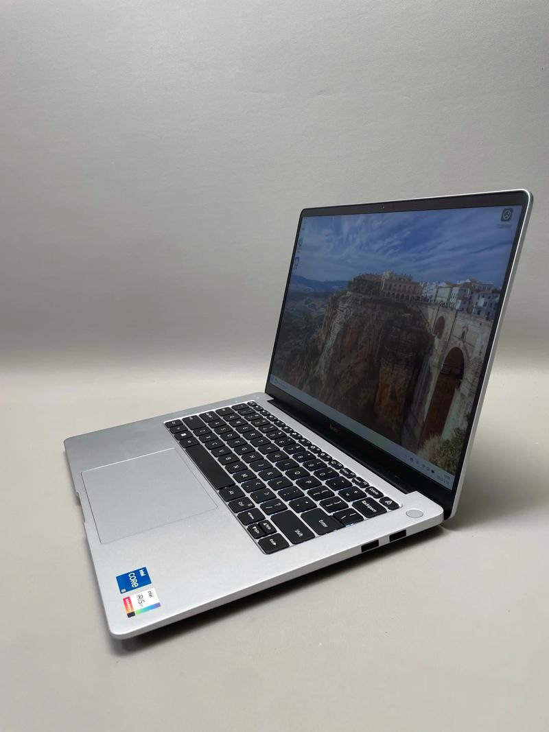 双11大学生新手如何购选笔记本