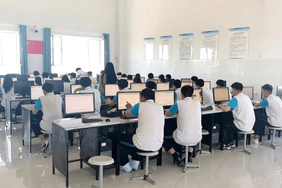 学生买联想笔记本哪种好?