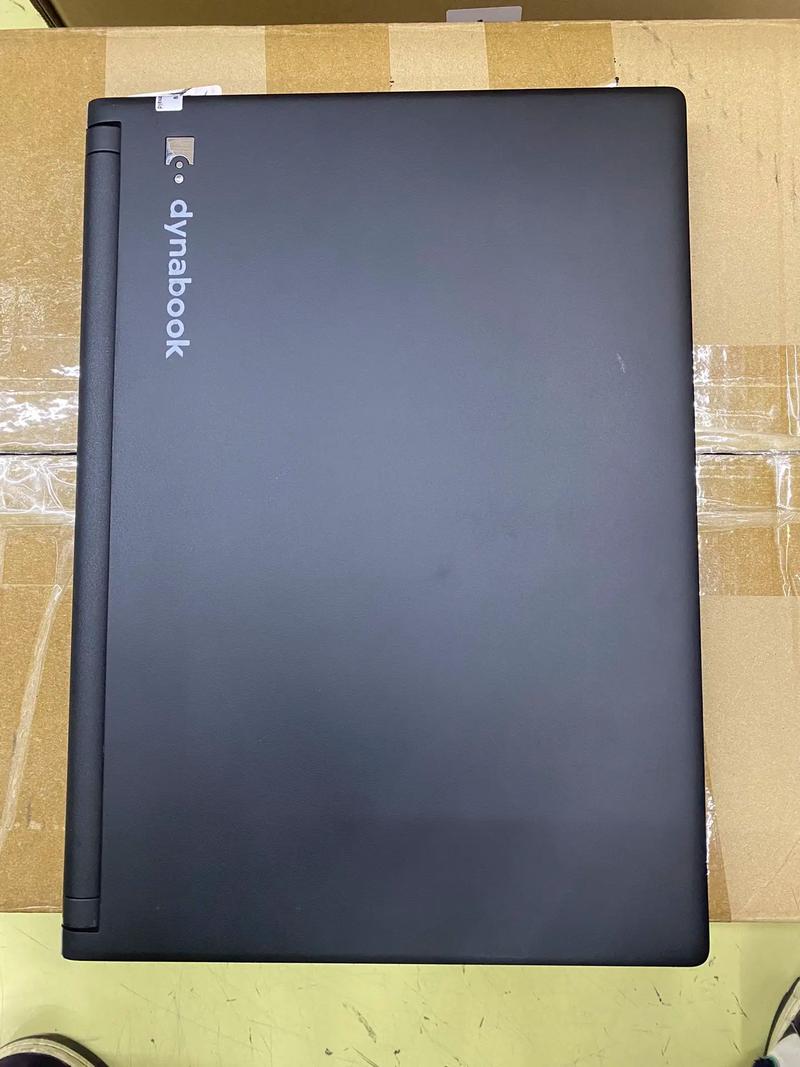 东芝尺寸最小的笔记本