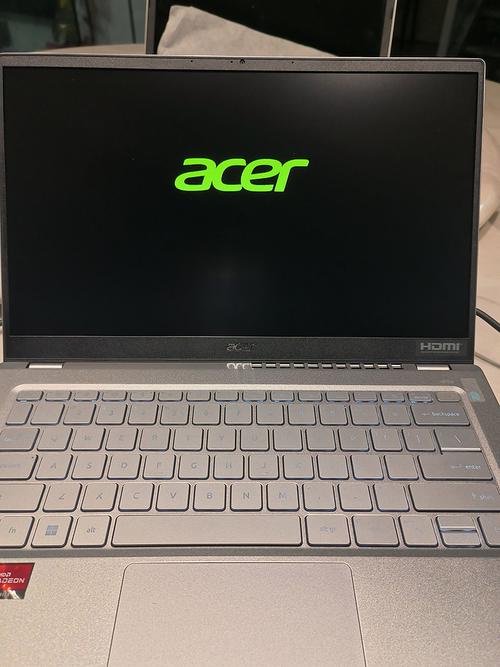 适合多开打传奇的笔记本电脑还能打吃鸡cf。csgo不卡顿的并且性价比高...