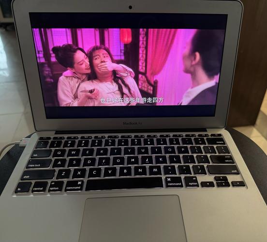 推荐几款11寸的笔记本电脑,长比较好是在31厘米左右的,4500左右价位?_百度...