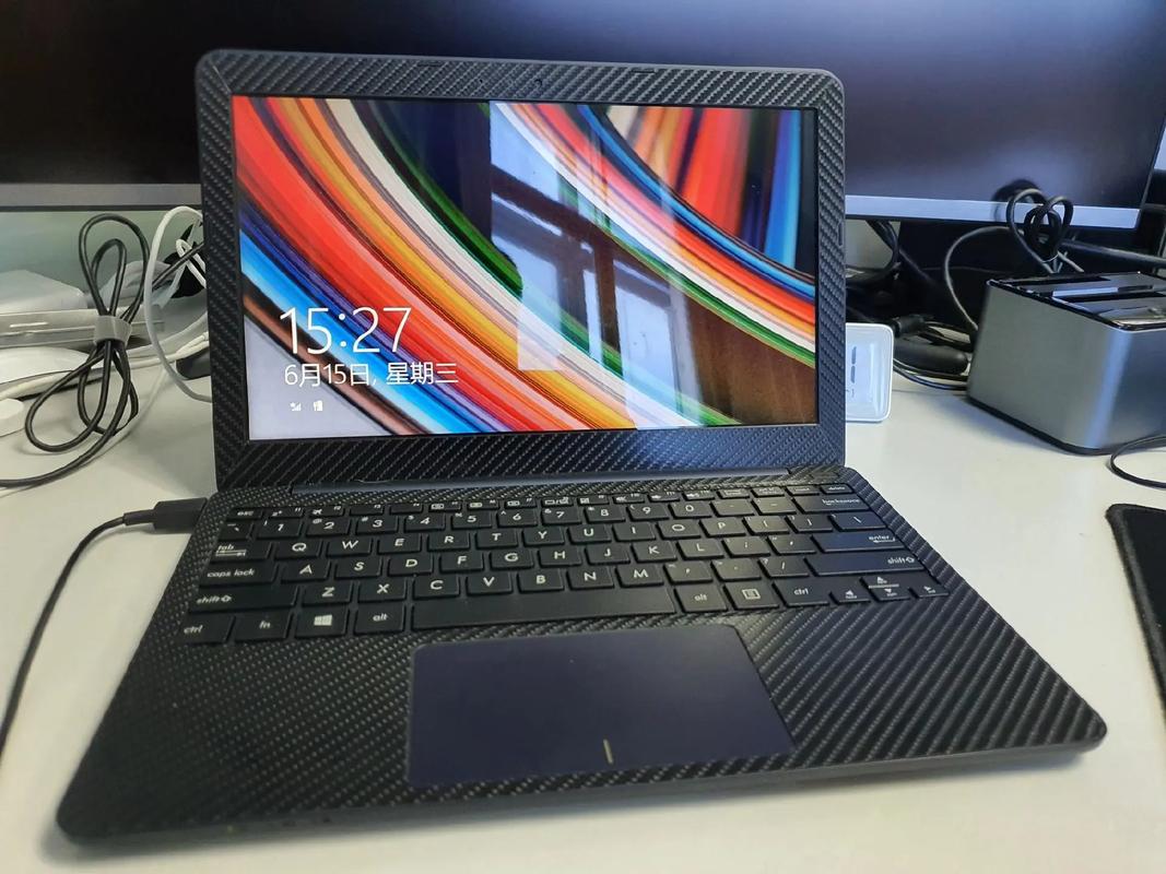 华硕思聪本X205TA怎么样。