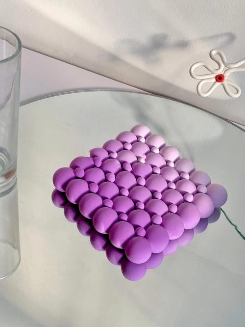 用深绿浅绿浅粉深紫色的粘土能做什么小手工